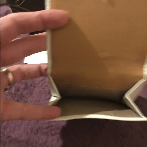 Vintage EUC White Leather Soho Pleated Leather Coach Bifold Wallet - Picture 6 of 16